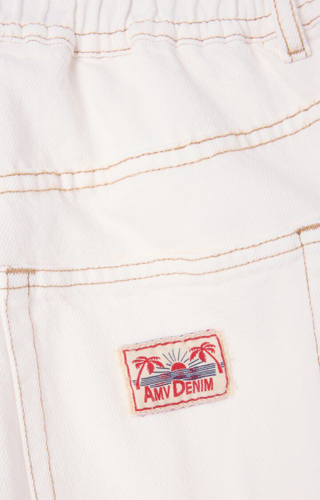 
                  
                    JOZASTREET Shorts in Off-White
                  
                