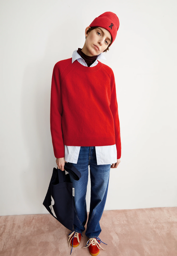 
                  
                    LILIRIAA REGLANA Candy Apple Jumper
                  
                