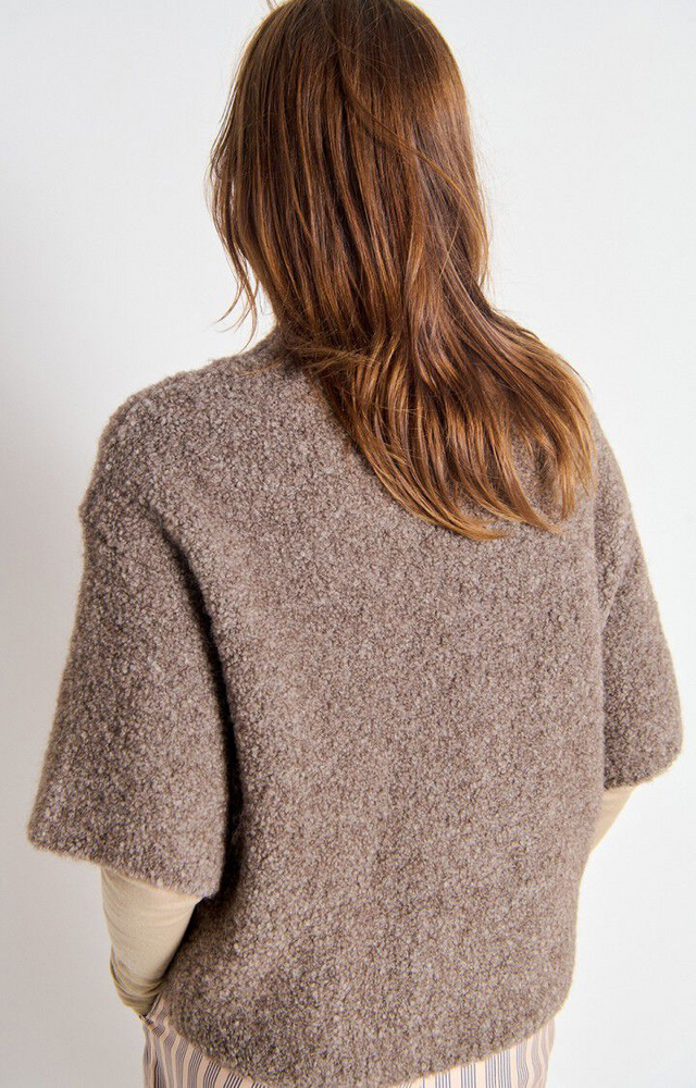 
                  
                    ZOLLY Taupe Melange Kurzarmpullover
                  
                