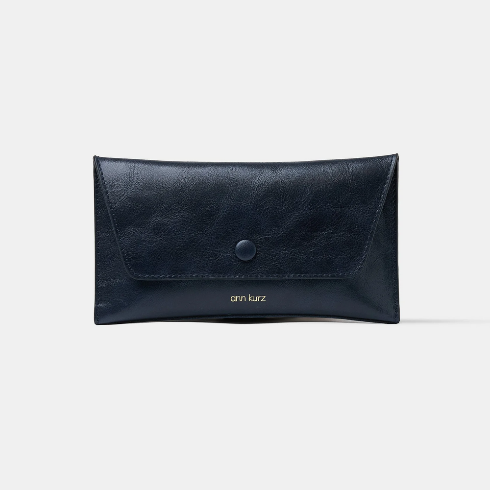 Marineblaue, glänzende Nappaleder-Geldbörse im Umschlagdesign