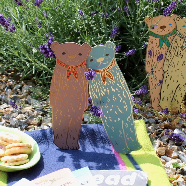 
                  
                    Lesezeichen „Altrosa Bär“
                  
                