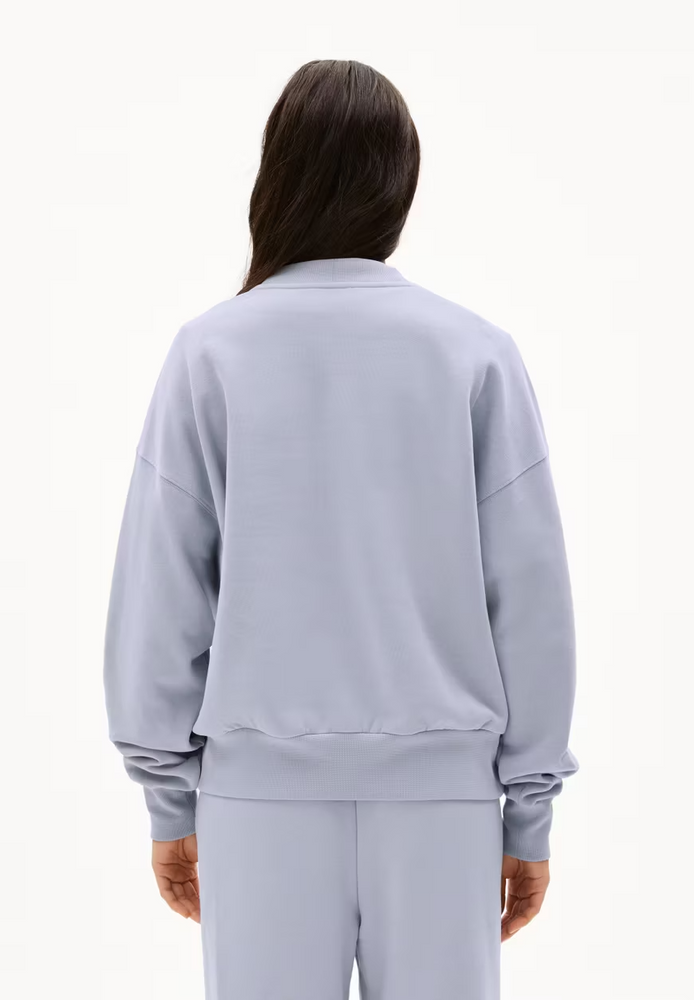 
                  
                    ALIZAA ICONIC Pullover „A Misty Morning“
                  
                