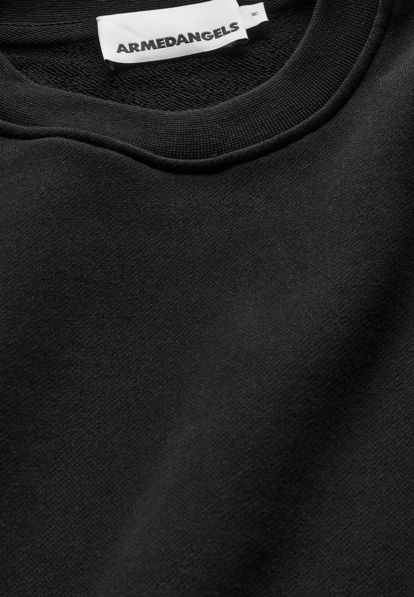 
                  
                    BAARO LOOP SCHWARZER JUMPER
                  
                
