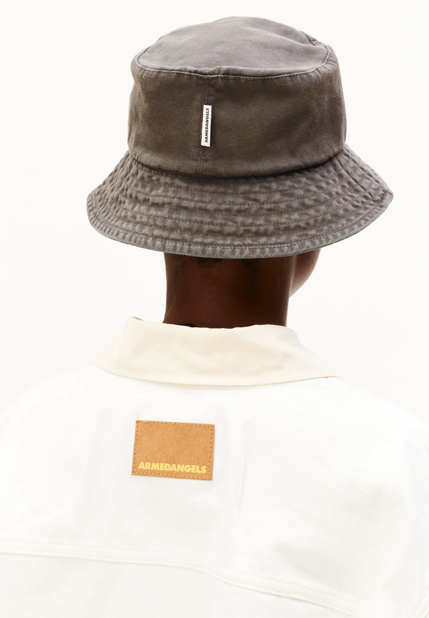 
                  
                    GRANIT WASHED BUCKET HAT
                  
                