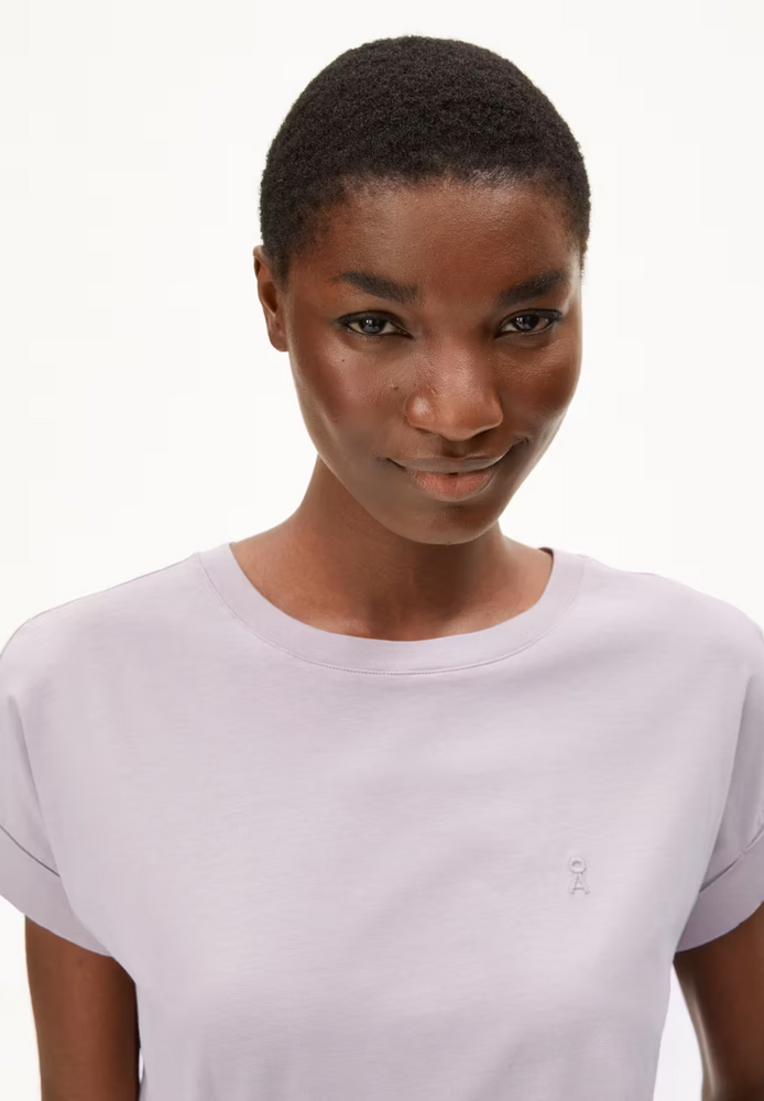 
                  
                    IDAARA Ice Grape T-Shirt
                  
                