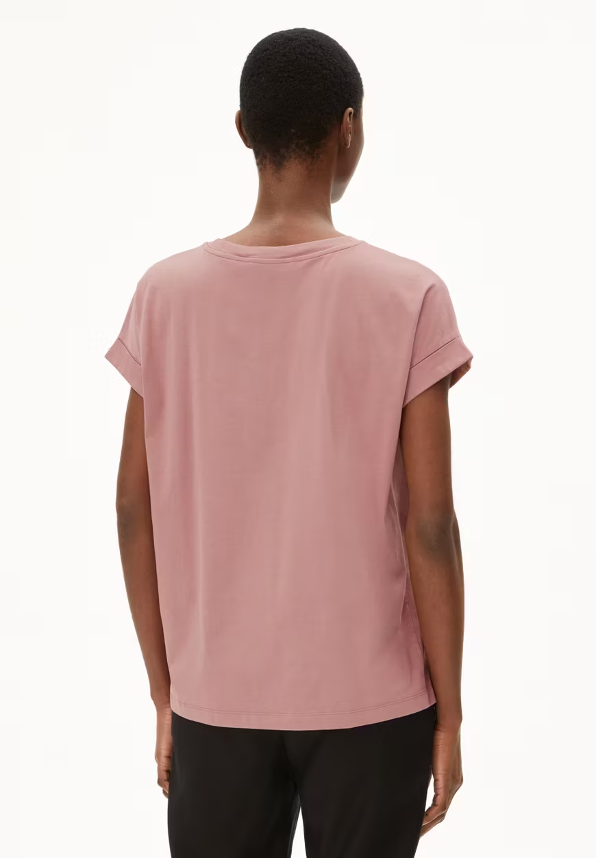 
                  
                    IDAARA Hellbeer-T-Shirt
                  
                