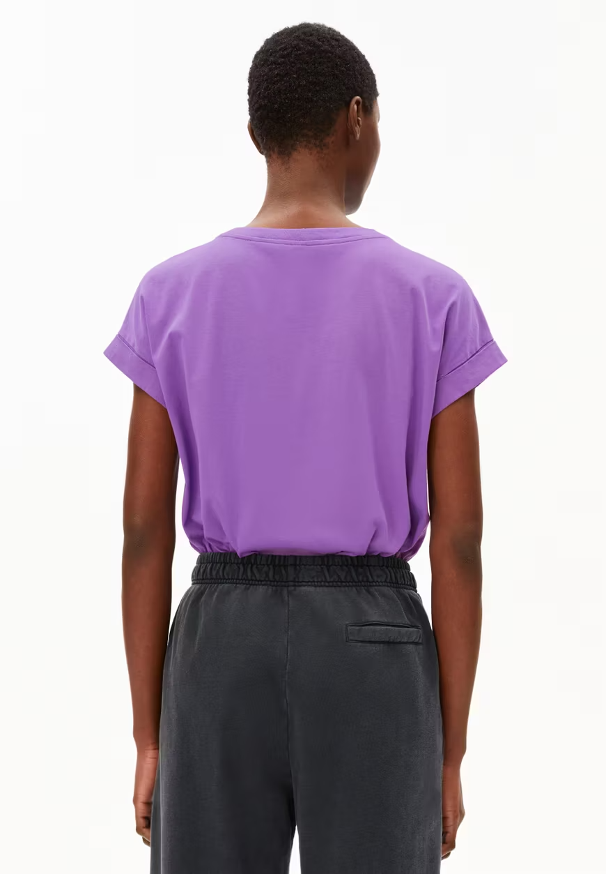 
                  
                    IDAARA Orchid T-Shirt
                  
                