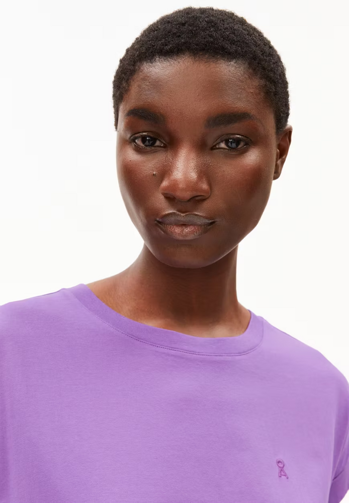 
                  
                    IDAARA Orchid T-Shirt
                  
                