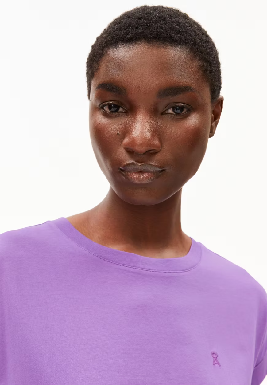 
                  
                    IDAARA Orchid T-Shirt
                  
                