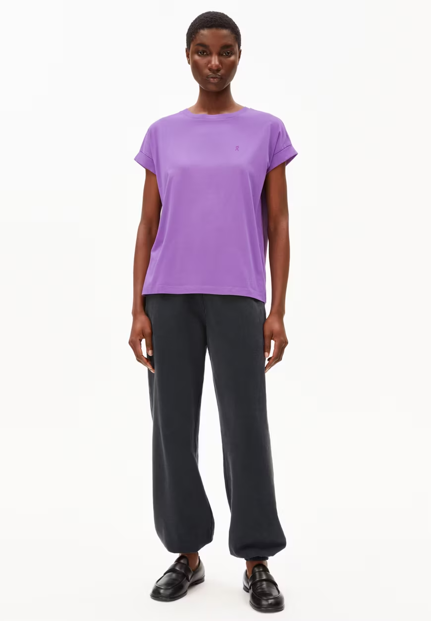 
                  
                    IDAARA Orchid T-Shirt
                  
                