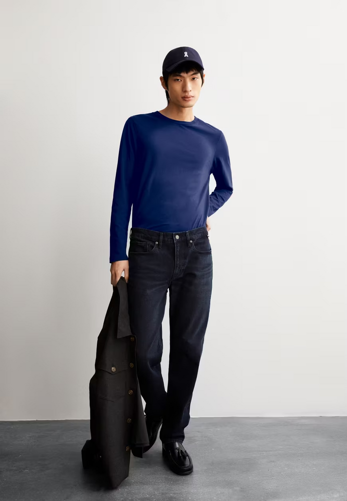 
                  
                    JAAMES Blue Noon Long Sleeve
                  
                