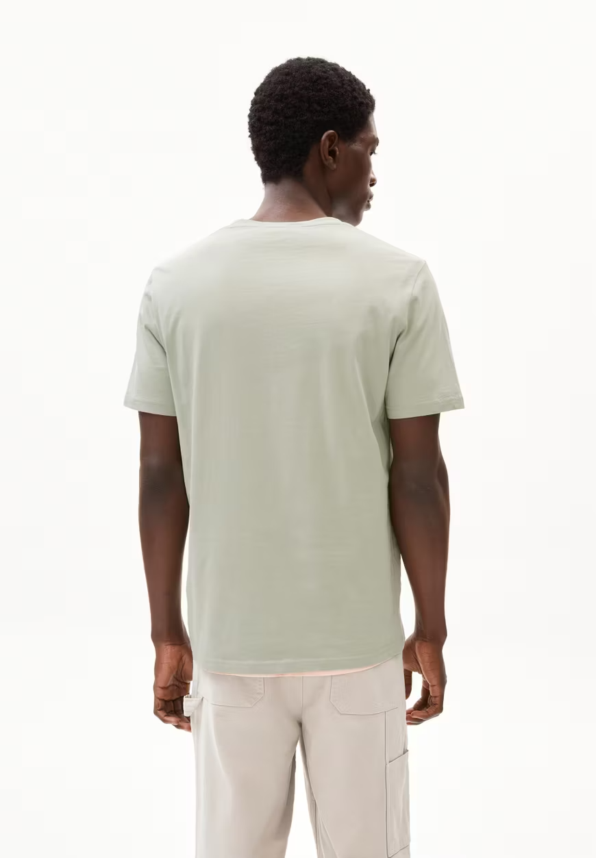 
                  
                    JAAMES Seegrünes Regular T-Shirt
                  
                