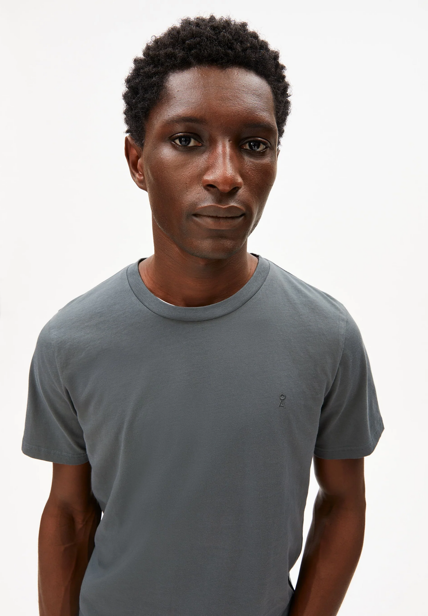 
                  
                    JAAMES SPACE STEEL T-SHIRT
                  
                