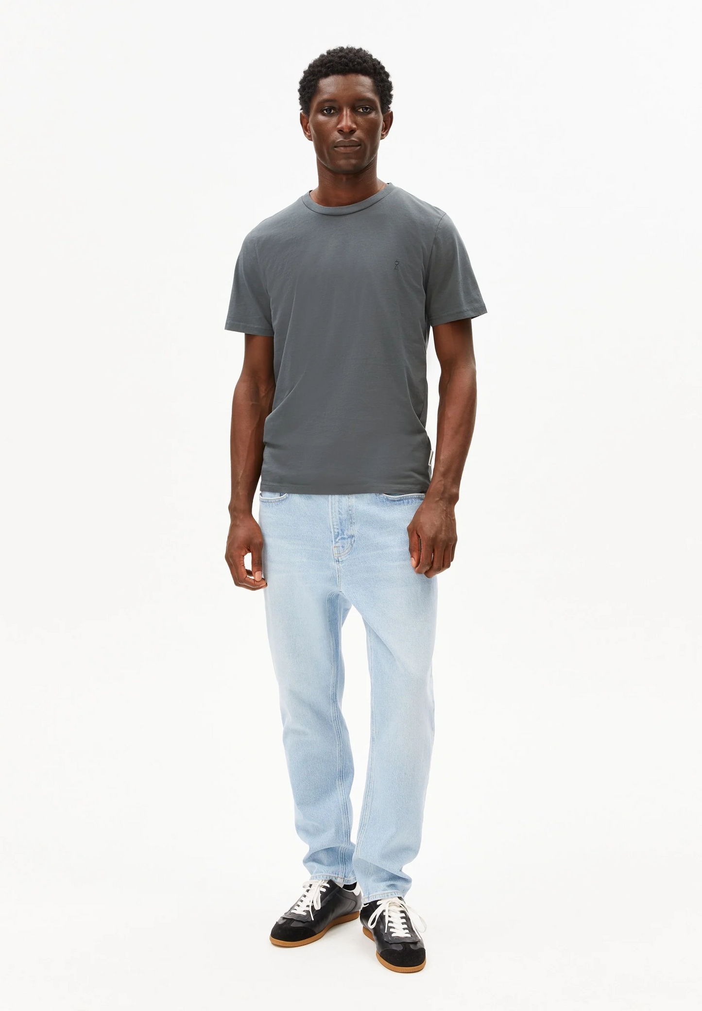 
                  
                    JAAMES SPACE STEEL T-SHIRT
                  
                