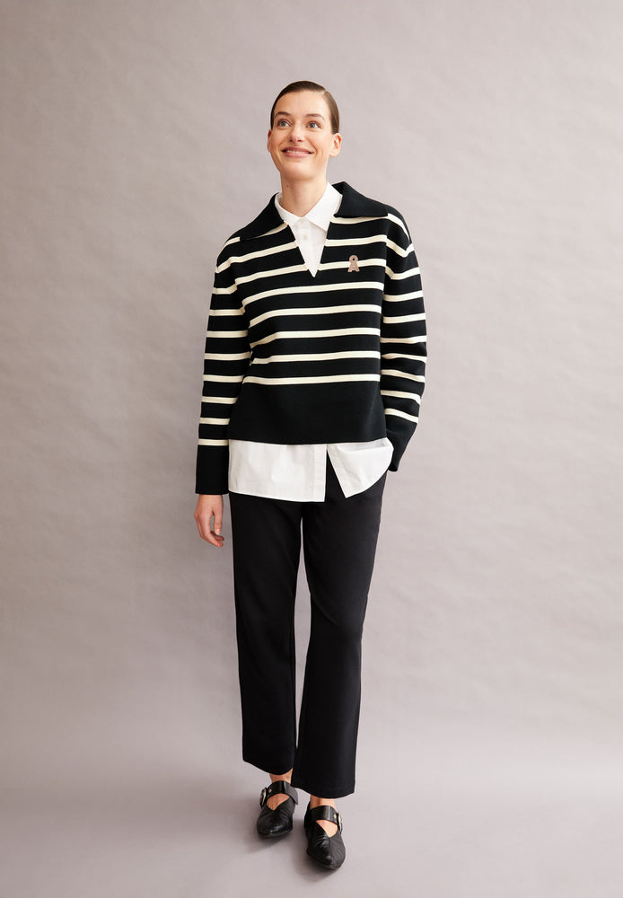 
                  
                    LIRAA LOU Schwarze, entspannte Jersey-Hose
                  
                