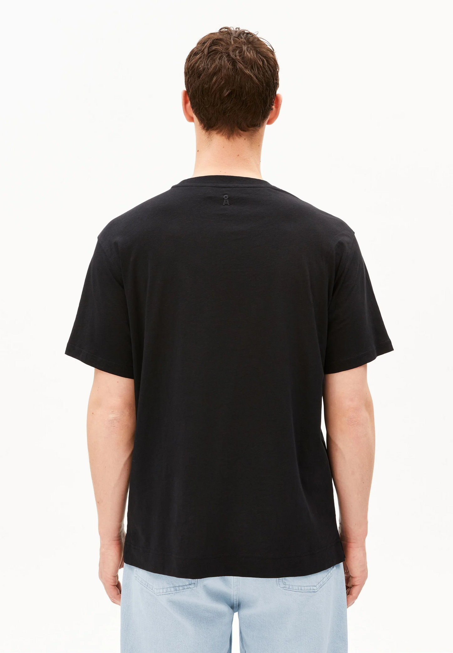 
                  
                    MAARKOS BLACK LINEN BLEND T-SHIRT
                  
                