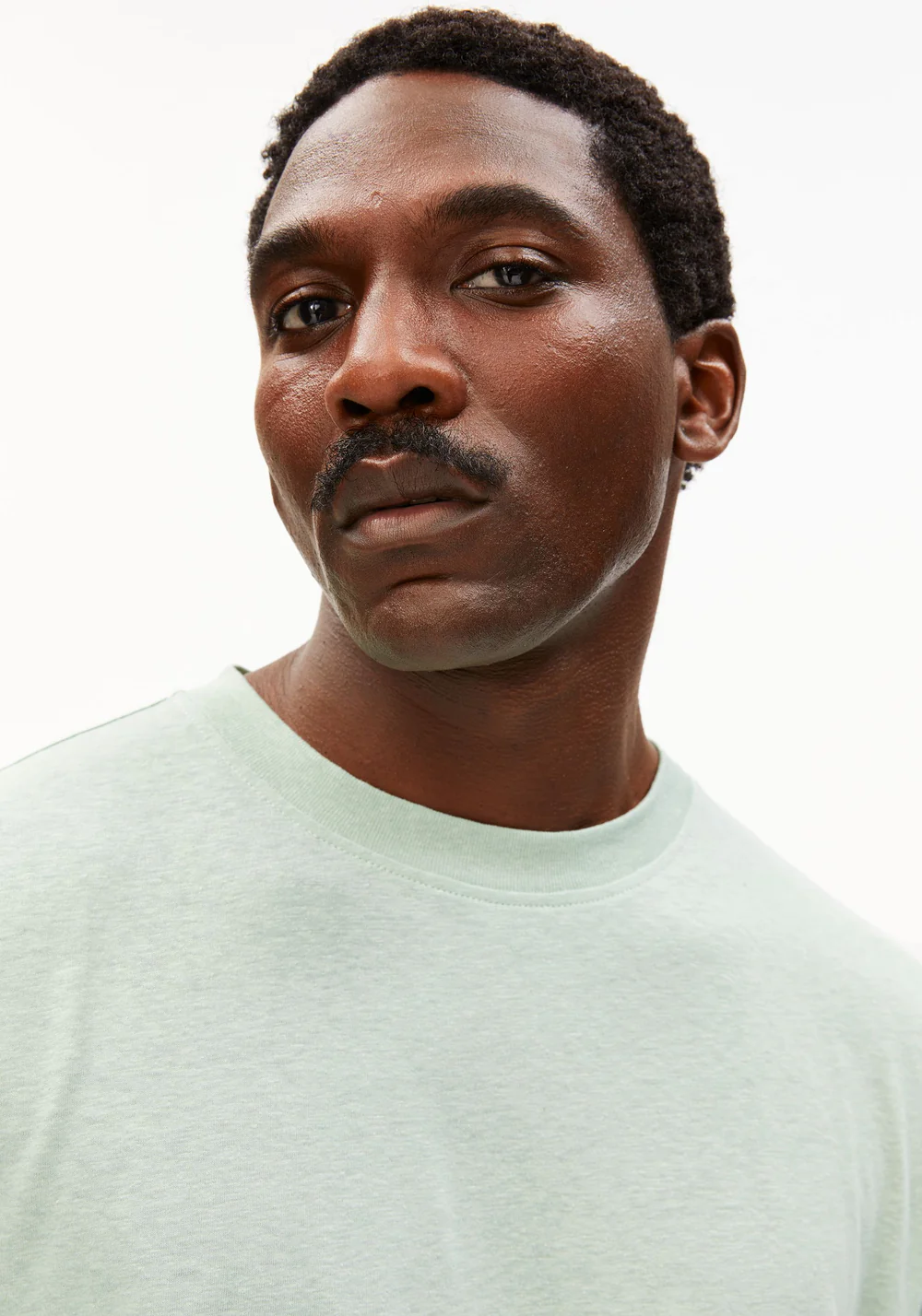 
                  
                    MAARKOS Foam Linen Blend T-Shirt
                  
                