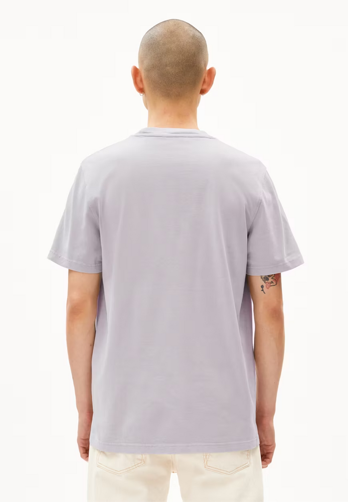 
                  
                    MAARKOS GMT DYE Weiches, verwaschenes T-Shirt in Flieder
                  
                