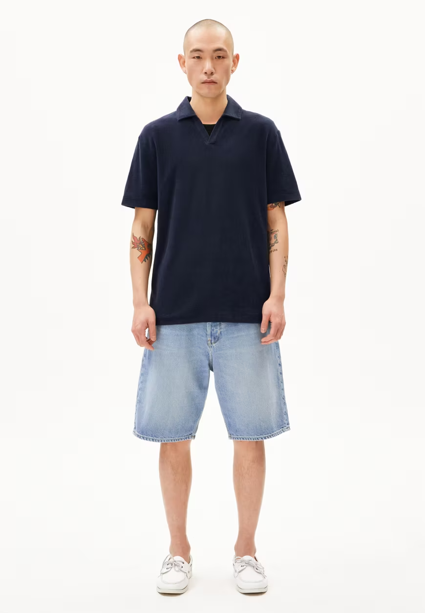 
                  
                    MAARKOS Nachthimmel-Polo-Frottee-T-Shirt
                  
                