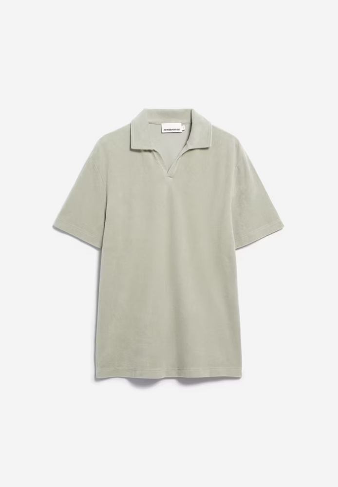 
                  
                    MAARKOS Seegrünes Polo-T-Shirt aus Frottee
                  
                
