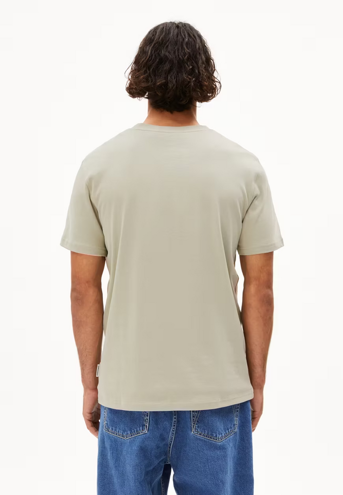 
                  
                    MAARKOS Seegrünes entspanntes T-Shirt
                  
                
