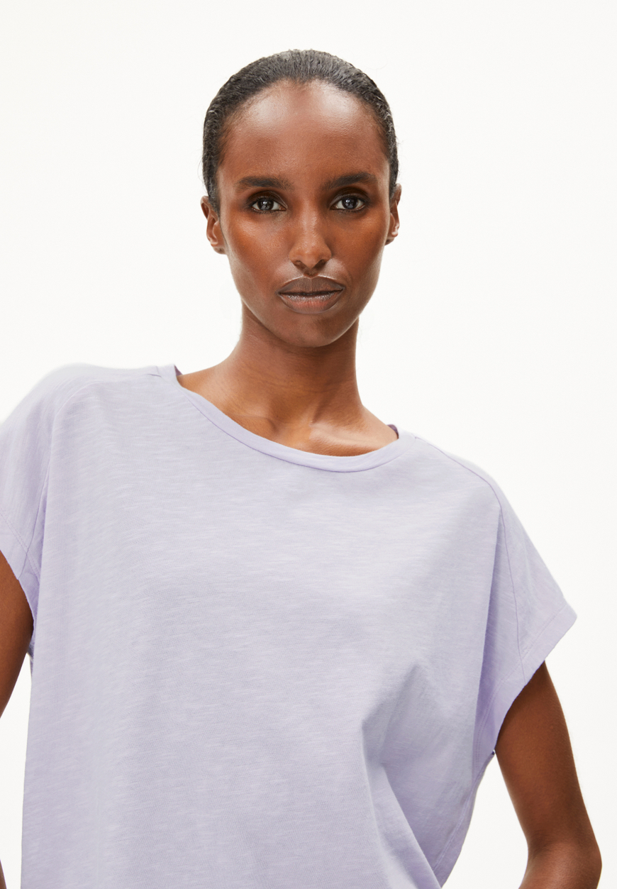 
                  
                    ONELIAA Weiches, fliederfarbenes, lockeres T-Shirt
                  
                