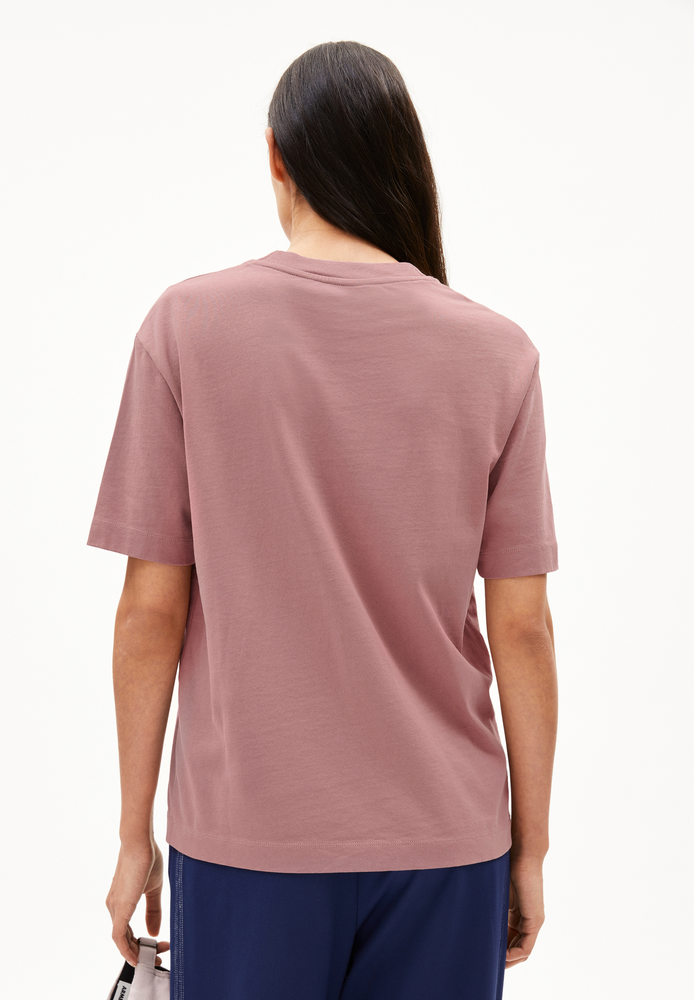 
                  
                    TARJAA Light Berry Heavyweight T-Shirt
                  
                