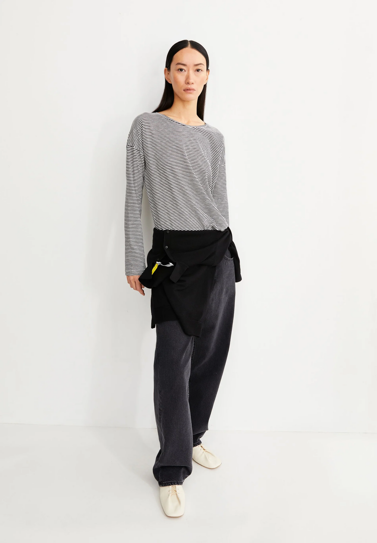 
                  
                    XIANAA Langarmshirt mit schwarzen Hafermilchstreifen
                  
                