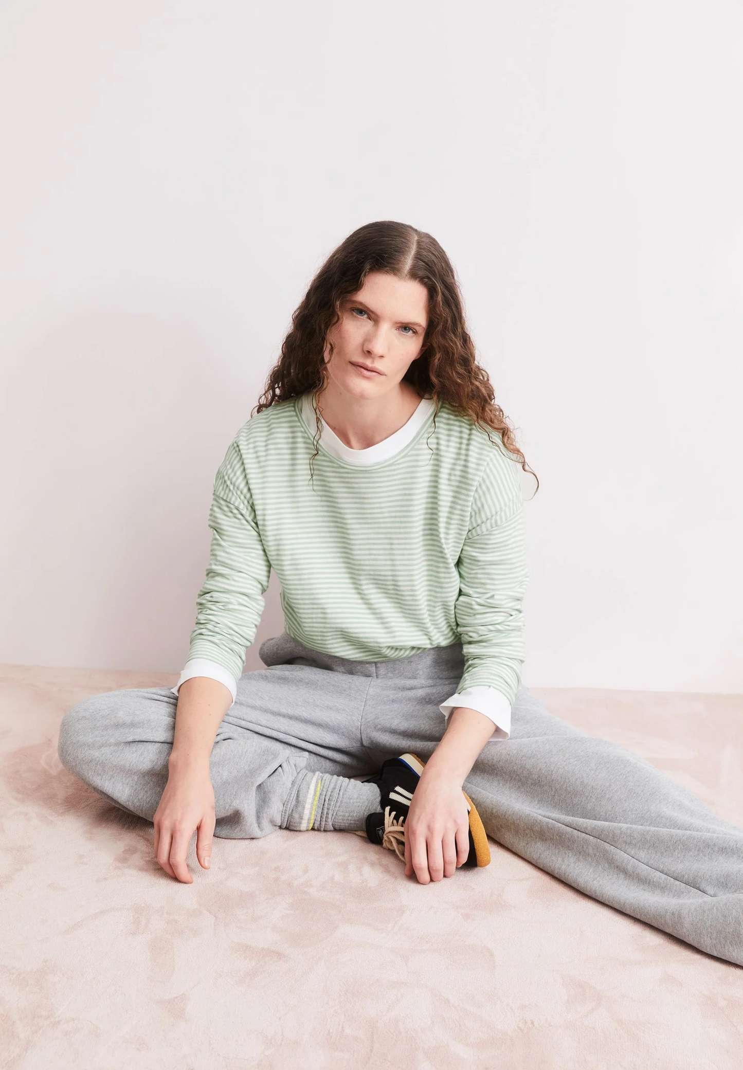 
                  
                    XIANAA OATMILK FOAM STRIPES LONG SLEEVE
                  
                