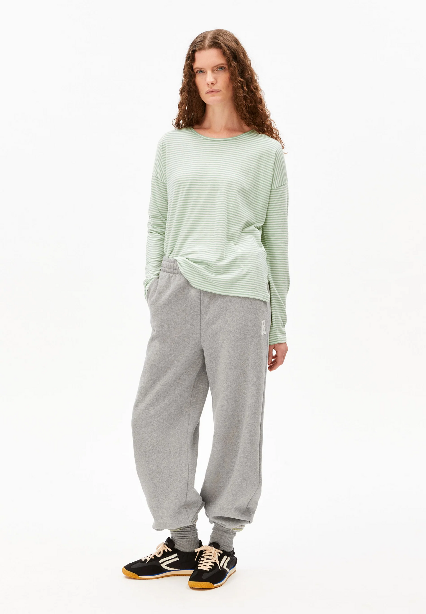 
                  
                    XIANAA OATMILK FOAM STRIPES LONG SLEEVE
                  
                