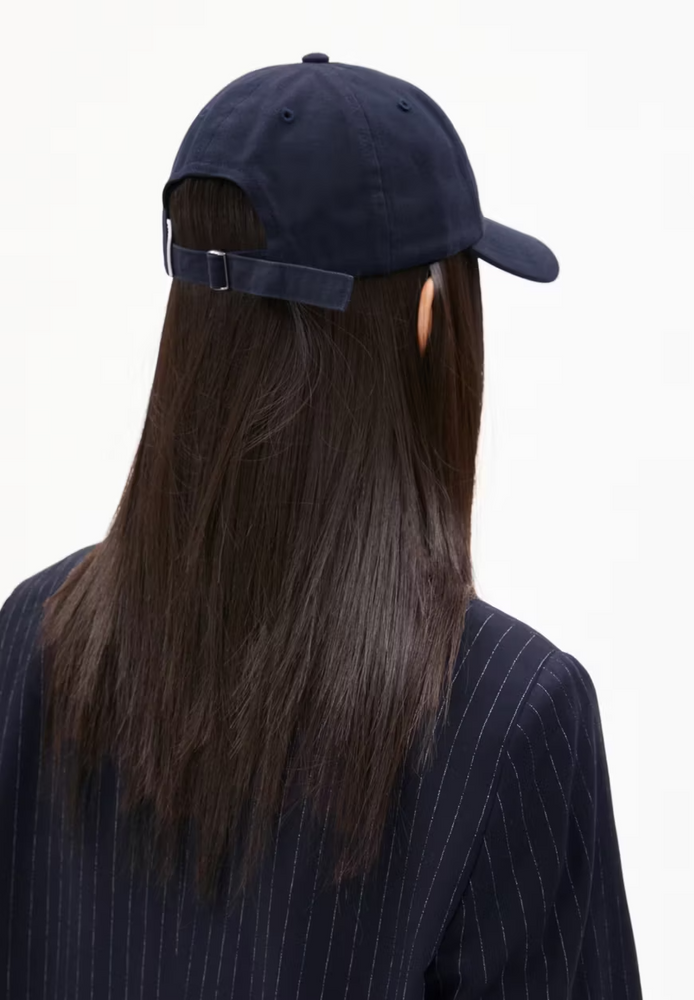 
                  
                    YENAAS BOLD Night Sky Cap
                  
                