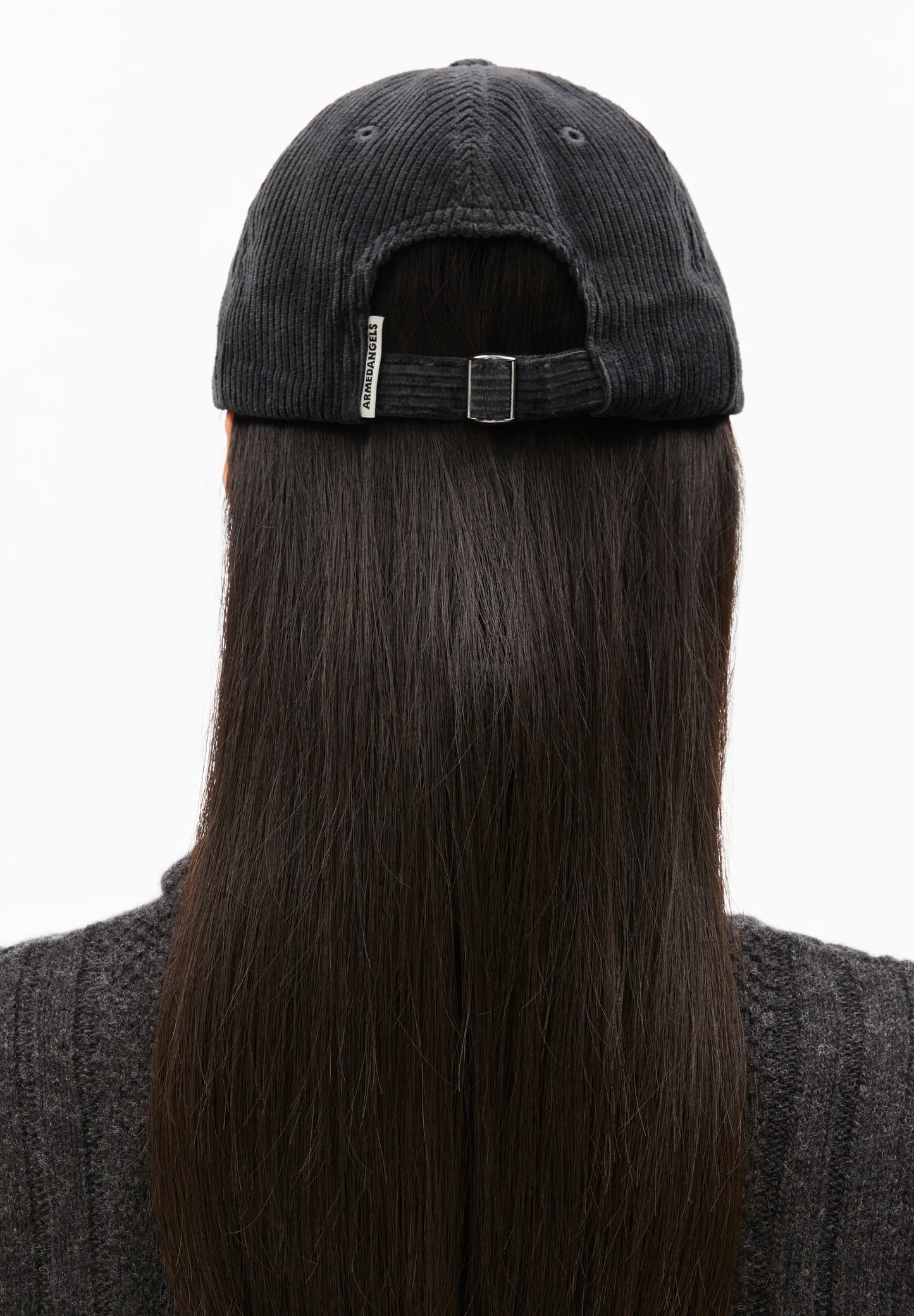 
                  
                    YENAAS Dark Steel Cord Cap
                  
                