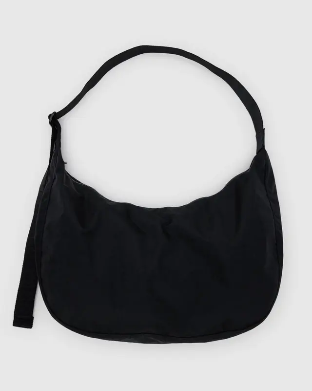 Große, halbmondförmige Tasche aus Nylon in Schwarz