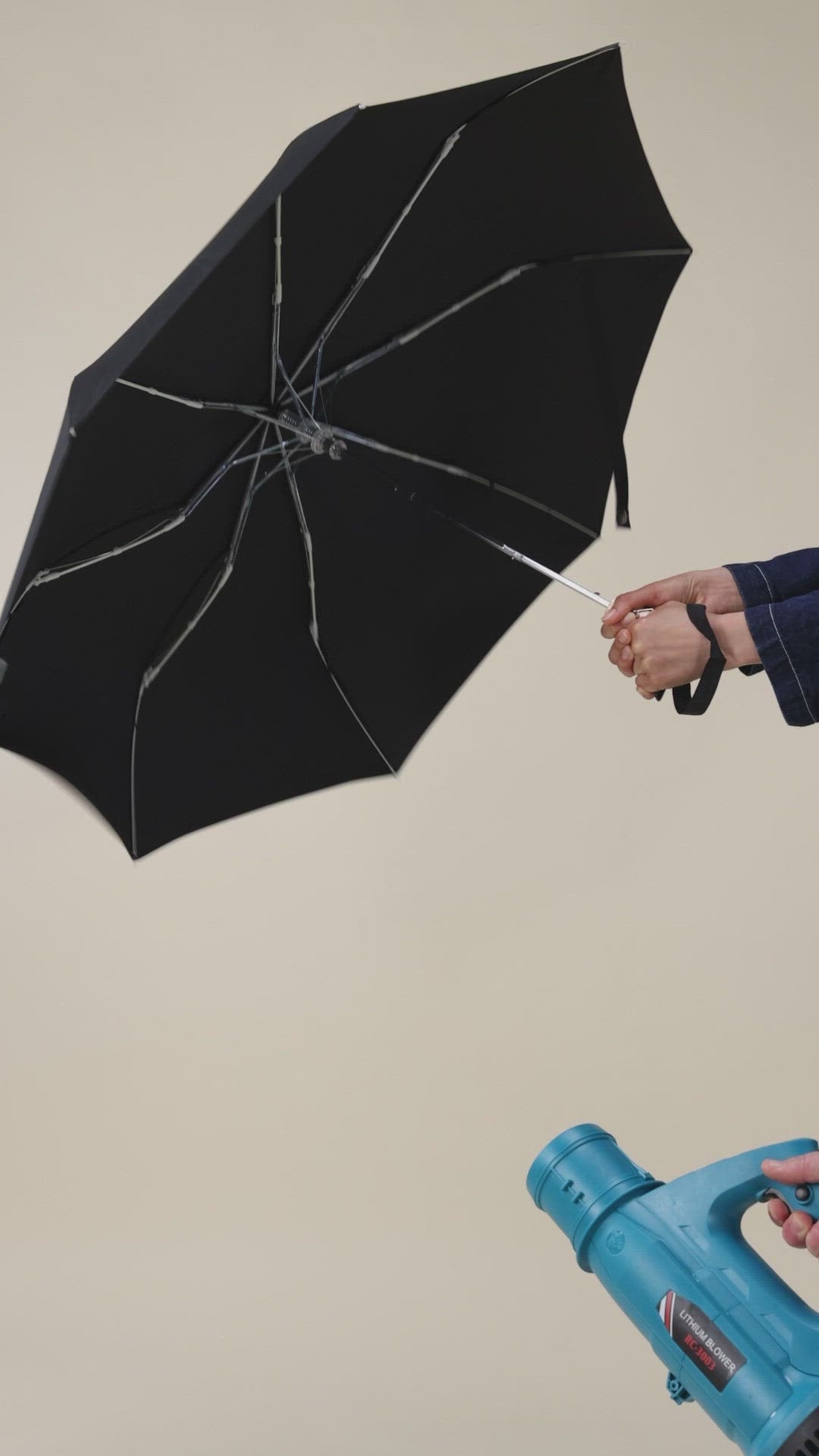 
                  
                    Black Compact Eco-Friendly Wind Resistant Umbrella
                  
                