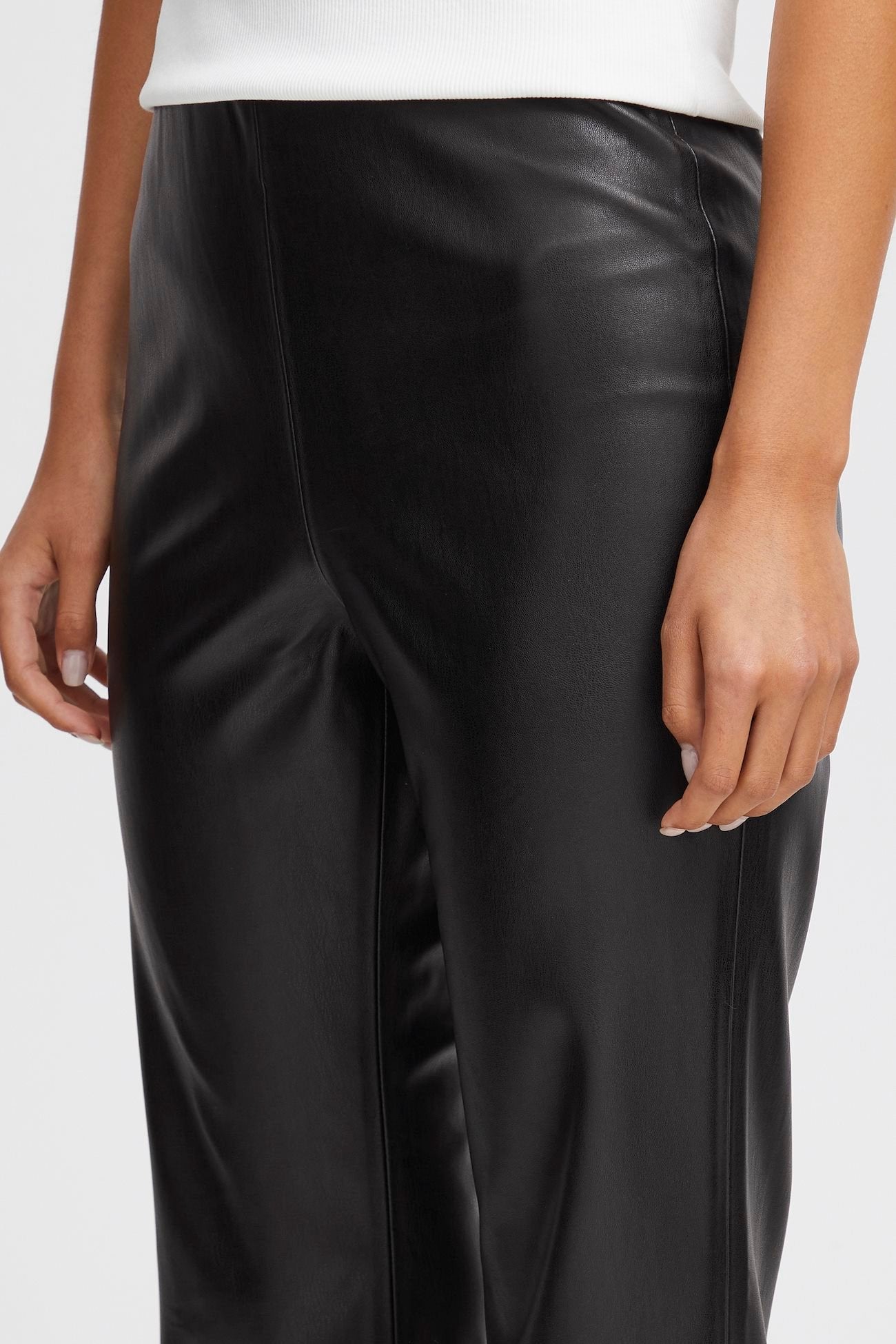 
                  
                    IHCAZAVI Black Trousers
                  
                