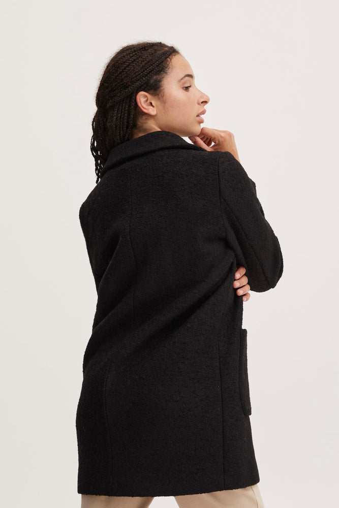 
                  
                    IHSTIPA Black Coat
                  
                