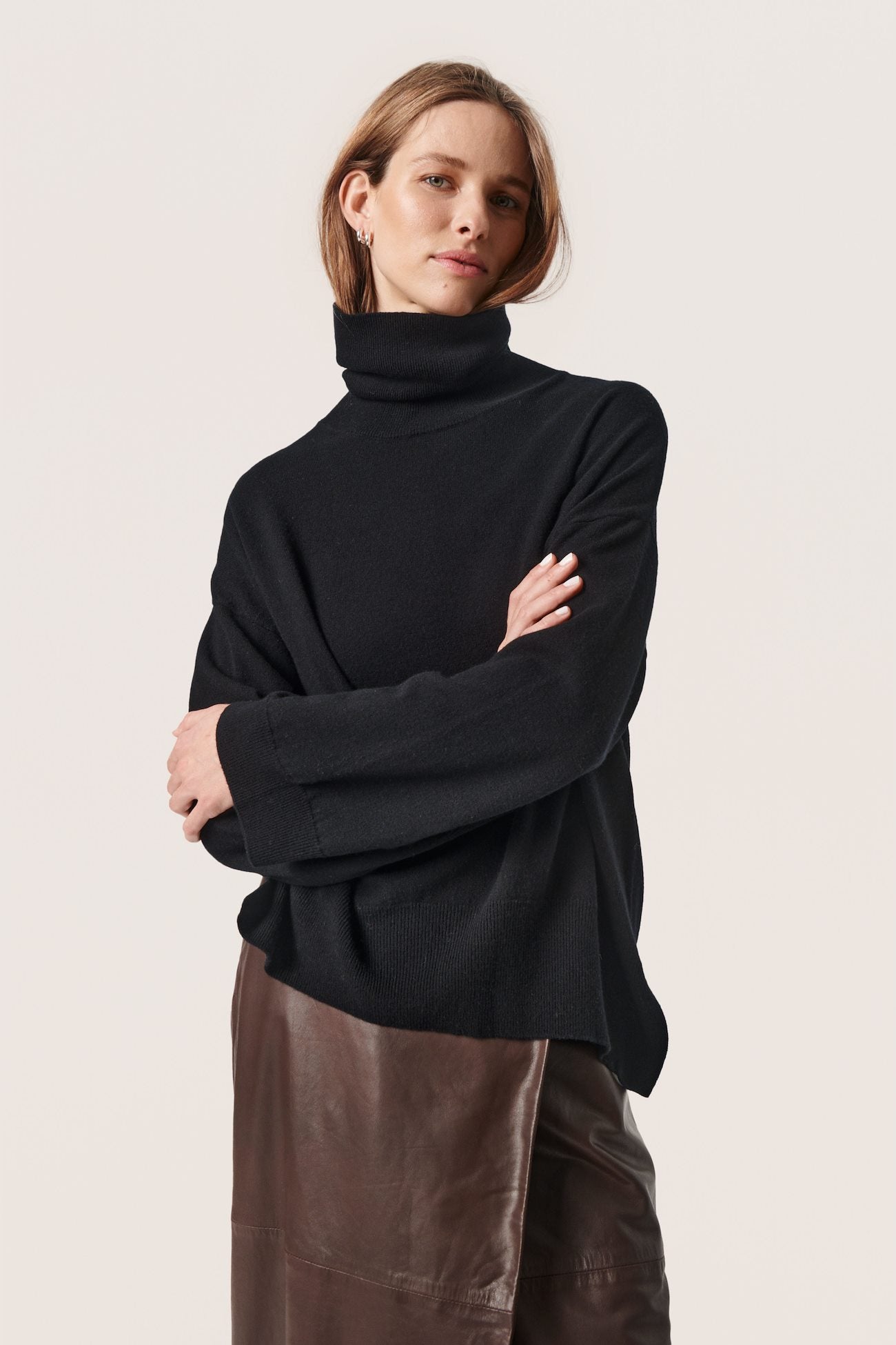 
                  
                    SLMOLINA Black High Neck Jumper
                  
                