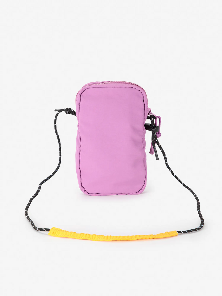 
                  
                    Mehrfarbige Mini-Tasche aus technischem Material mit Farbblockdesign
                  
                