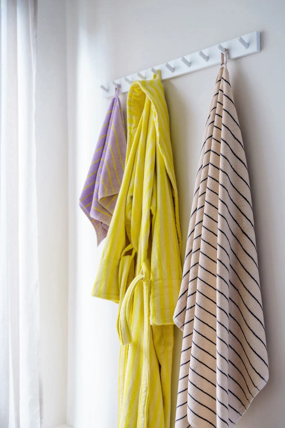
                  
                    Creme & Ink Naram Bath Towel
                  
                