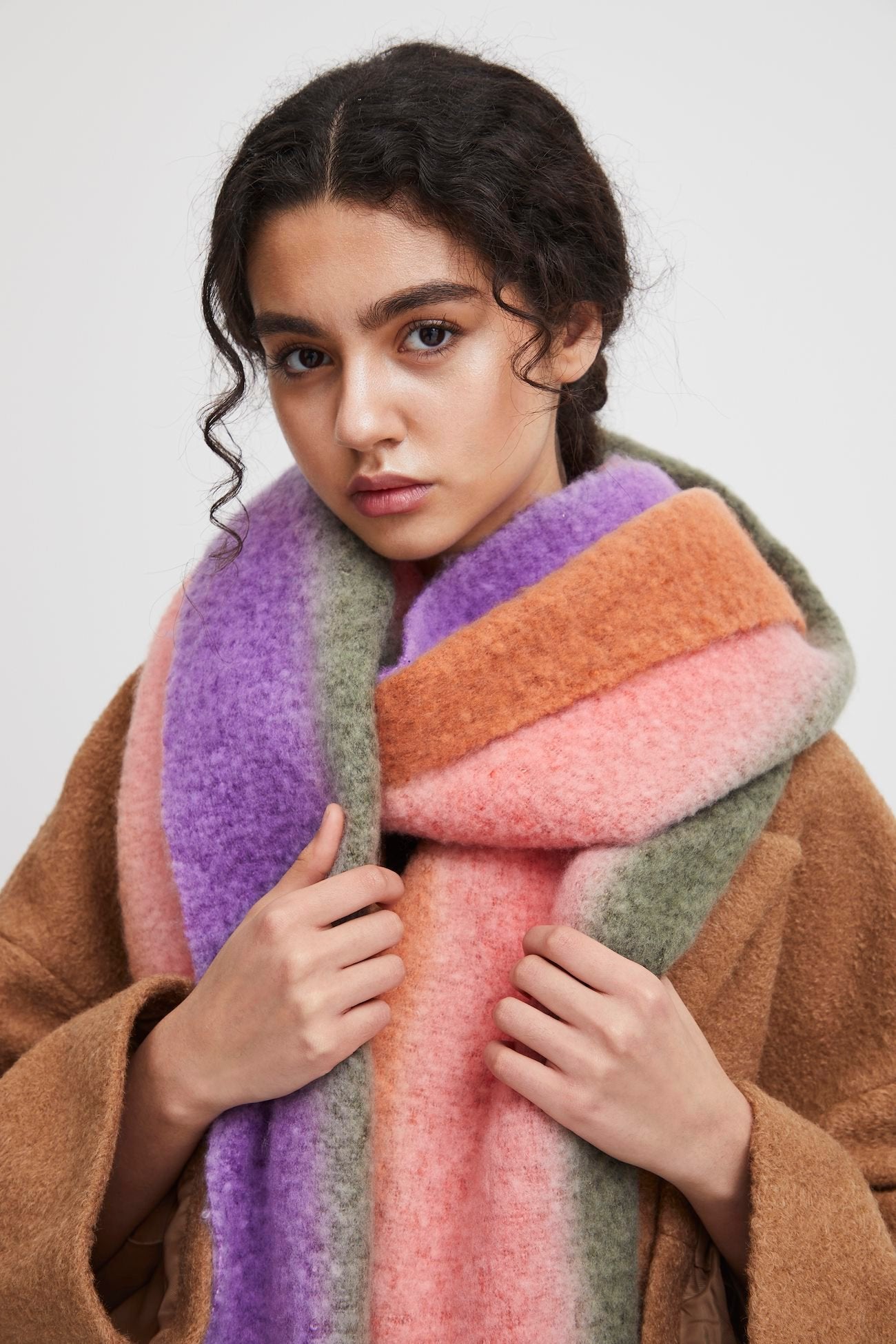 
                  
                    IABABIU Calypso Coral Scarf
                  
                