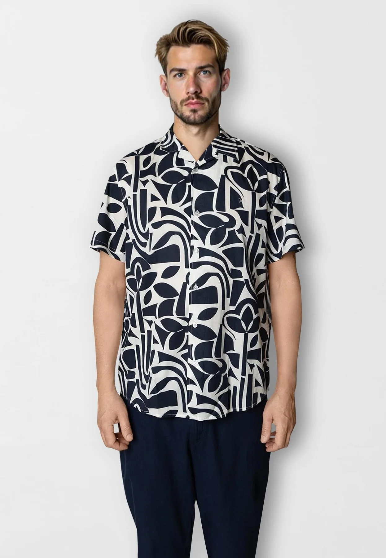 
                  
                    BOWLING NOAH Navy Ecru Short Sleeve Shirt
                  
                