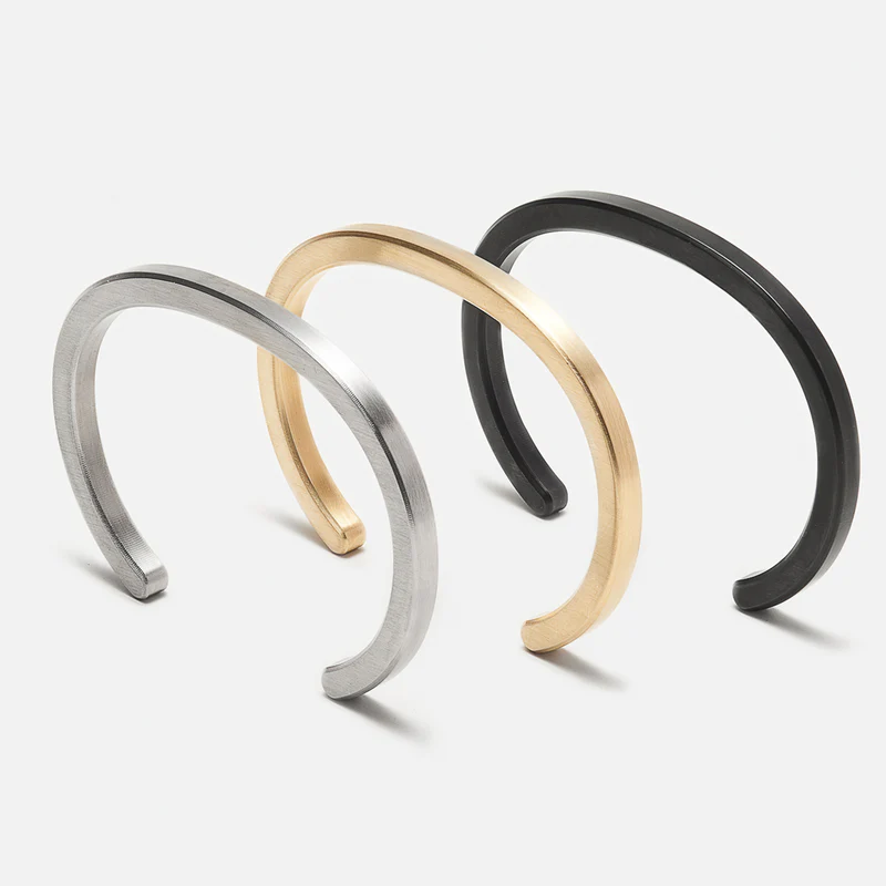 
                  
                    Medium Black Carbon Radial Cuff
                  
                