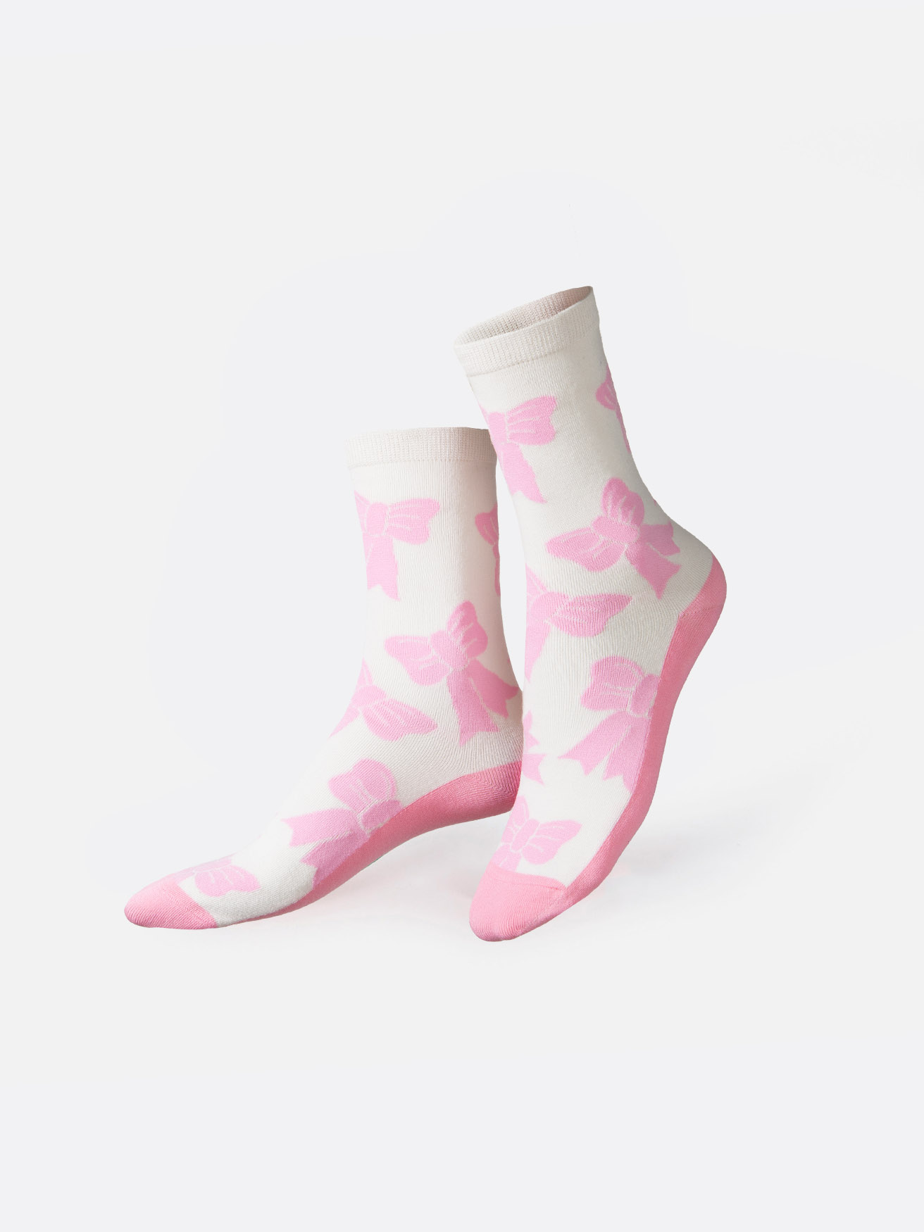 
                  
                    Verträumte Schleifensocken
                  
                