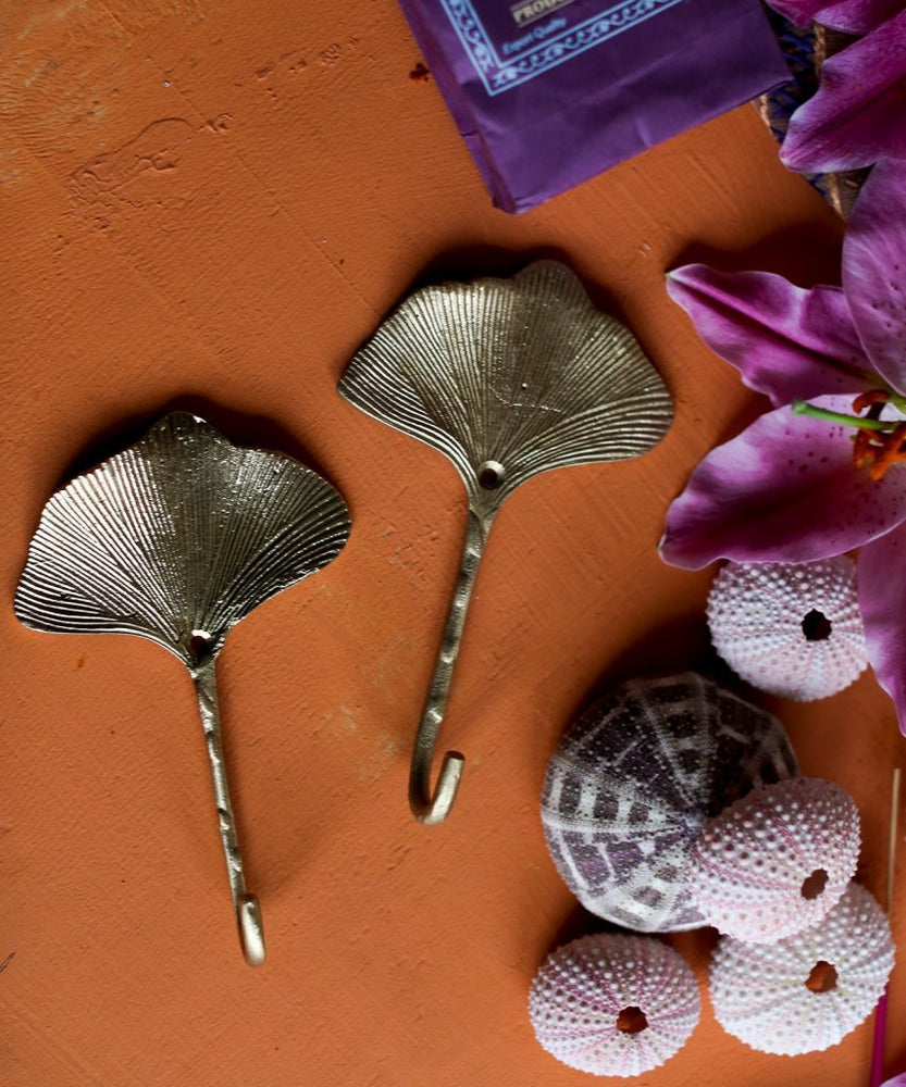 
                  
                    FLORA Ginko Hook
                  
                