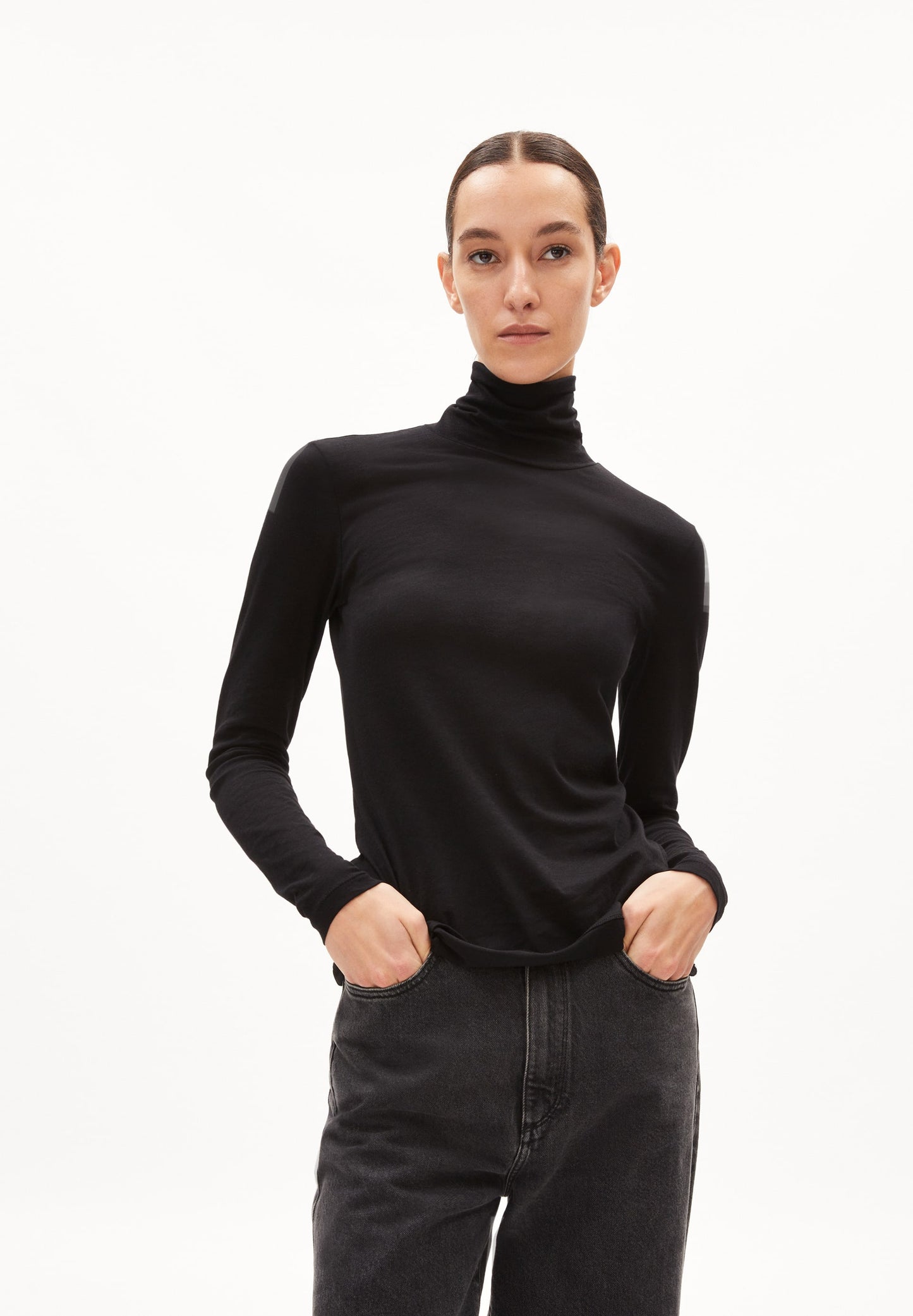 
                  
                    GRAZILIAA SOFT Black Long Sleeve
                  
                