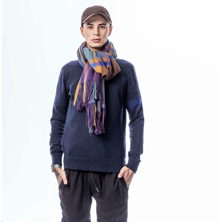 
                  
                    Petrol Gold Fomo Blanket Schal
                  
                