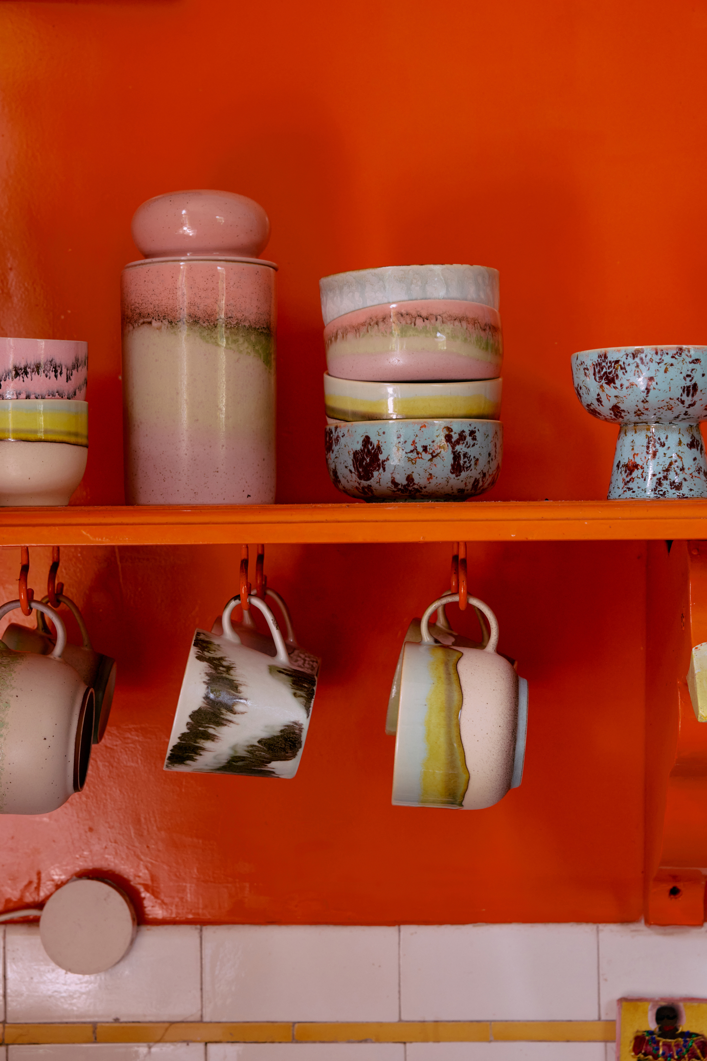 
                  
                    Glaze 70S Ceramics Storage Jar
                  
                