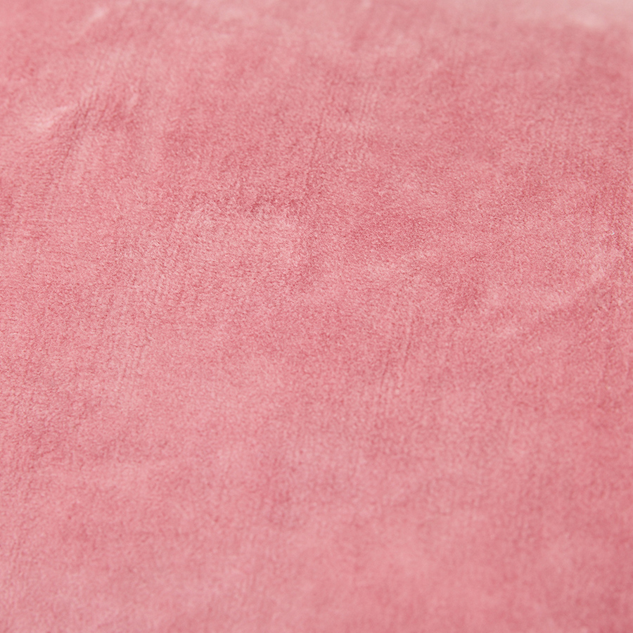 
                  
                    Kissen aus rosa Samt
                  
                
