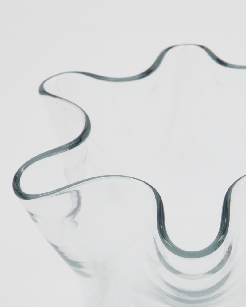 
                  
                    PLIS Transparent Glass Vase
                  
                