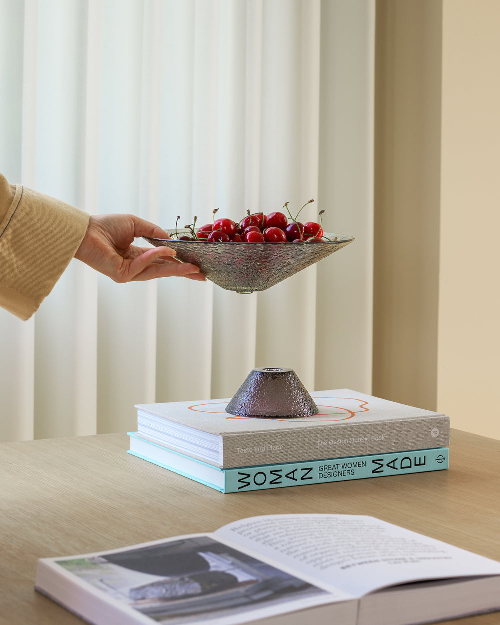 BONBON Große grün-braune Glasschale